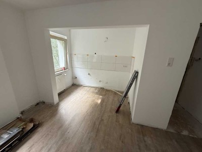 **Ab sofort** Erstbezug nach Sanierung** Rotthausen: Frisch renovierte 2-Zi. Whg. im EG