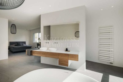 In edlem Purismus modernisiert - Design-Bungalow mit großem Sonnengarten!