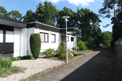 Traum-Bungalow in der Waldstadt - Naturnahes Wohnen in perfekter Lage