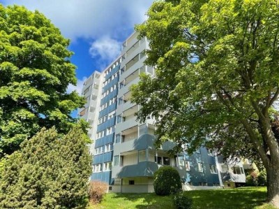 Neu sanierte 3-Zimmerwohnung großzügige Raumaufteilung, Süd-Ost-Balkon mit toller Aussicht