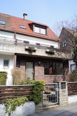 Vermietete charmante und gepflegte Doppelhaushälfte in einer sehr gefragten Lage am Lederberg