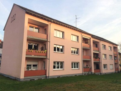 Sanierte 3-Zi.-Wohnung mit Balkon in Lich!