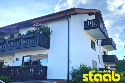 SONNIGE DACHGESCHOSSWOHNUNG MIT TIEFGARAGENSTELLPLATZ UND ANTEILE AM GEMEINSCHAFTSGARTEN IN AB