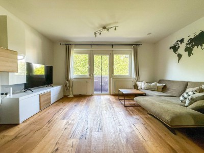 WAIDMANNSDORF: 3-Zimmer-Wohnung mit Balkon und Carport