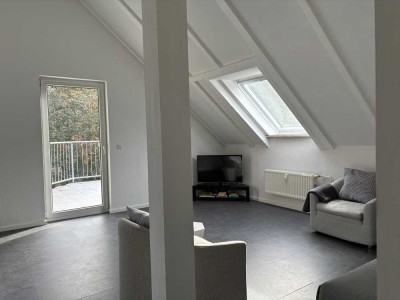 Sonne pur, ruhig, hell - Single Dachgeschoss-Wohnung
