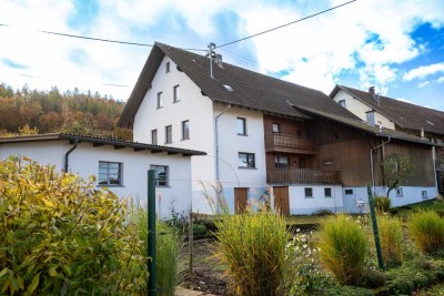 Einfamilienhaus mit großem ehemaligem Ökonomietrakt - ideal für Gestalter, Hobbys und Naturliebhaber