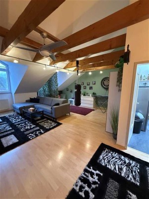 Großzügig-hell-individuell - 2 Zimmer mit 70 m²!