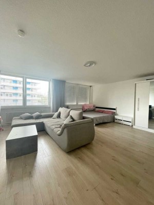 Geräumige 1-Zimmer Wohnung mit viel Potential!