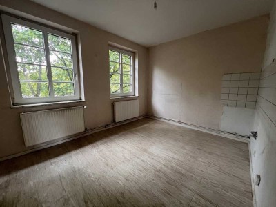 2-Raum-Wohnung im Backsteinhaus frei!
