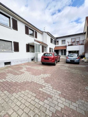 Reihenhaus mit großer Terrasse und Ausbaupotential