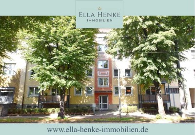 Top gepflegtes Mehrfamilienhaus mit 16 Wohnungen - alle mit Balkon - in guter Lage.