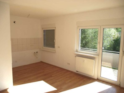 Gemütliche Single- oder Pärchenwohnung in Rösrath-Rambrücken - 3 Zimmer, offene Küche, Balkon