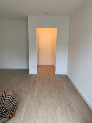 Schöne ein Zimmer Wohnung in München, Schwabing-West