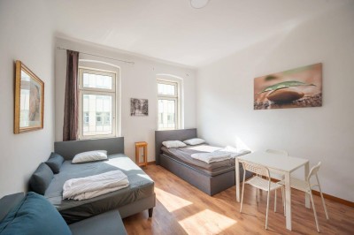 ++NEU++ sanierungsbedürftige 1-Zimmer Altbauwohnung