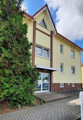 Helle 2-Raum-Wohnung mit Balkon