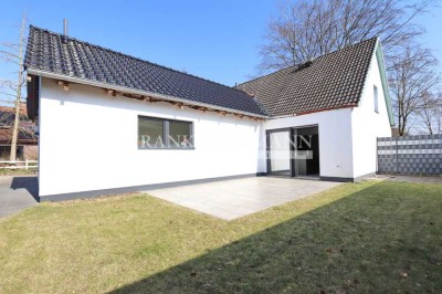 Attraktives Einfamilienhaus mit Charme, großem Garten und Defiziten in Dägeling