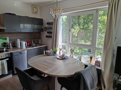 Schönes 2- Zimmer Appartement in zentraler Lage mit Balkon