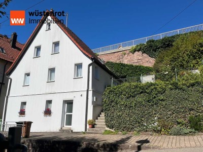 Gemütliches Stadthaus in toller Aussichtslage mit Garten in der         Schäferlaufstadt Wildberg