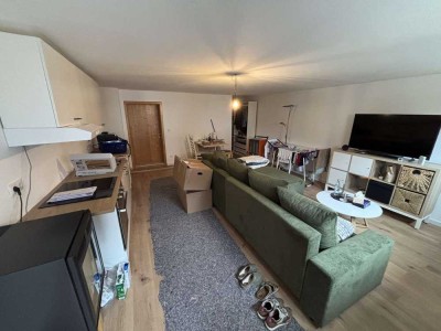 Gartenwohnung frisch Renoviert inkl. Küche