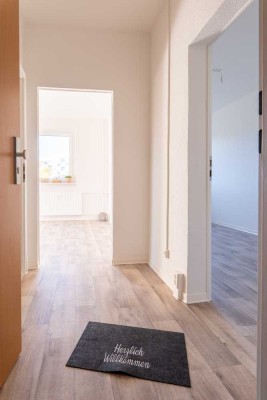 Sanierte 2-Raum Wohnung mit Aufzug und großem Balkon