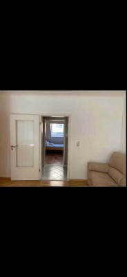 Modernisierte 1-Raum-Wohnung mit Balkon und Einbauküche in Winnenden