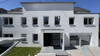 Neubau-Raumwunder auf 2 Ebenen – überraschend viel Platz