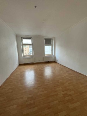 Großzügige 4-Raum-Wohnung – Viel Platz zum Wohlfühlen!