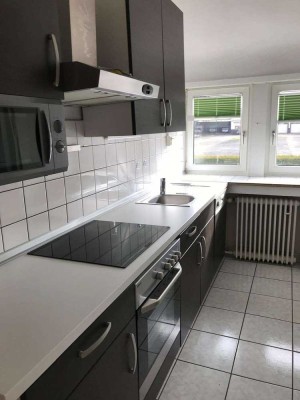 Charmante 2,5 Raum- Wohnung mit Einbauküche und Balkon