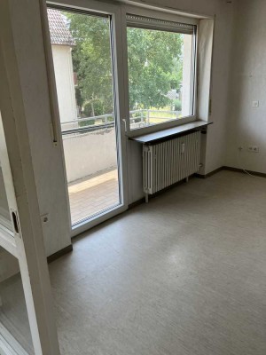 3-Zimmer-Wohnung mit Balkon und Stellplatz in Hettenleidelheim