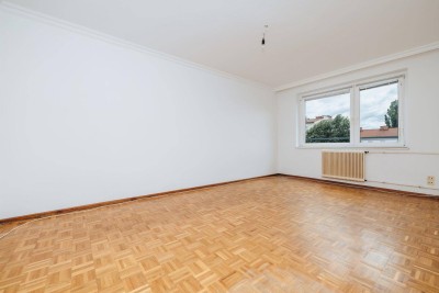 ZENTRALE LAGE I PARKPLATZ I SOFORT VERFÜGBAR I RUHELAGE I SEHR GUTE INFRASTRUKTUR I HELL &amp; FREUNDLICH I PROJEKT WOHNEN I
