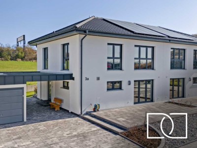 Bezugsfertiger Neubau! Hochwertiges KfW 40+ Haus mit Südterrasse, Garten und Garage in ruhiger Lage