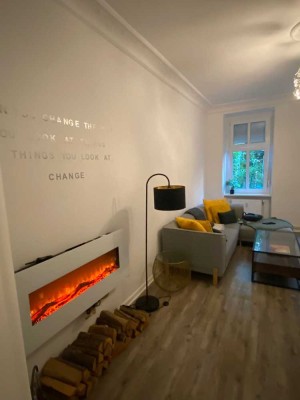 WG geeignet: Vollmöblierte exklusive 3,5-Zimmer-EG-Wohnung mit Einbauküche in Berlin