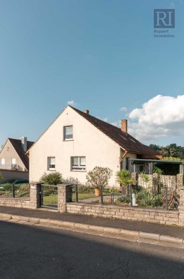 Einfamilienhaus mit Einliegerwohnung