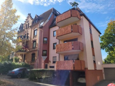 Gepflegte, stilvolle 4,5 Zimmer-Wohnung mit exklusiver Dachterrasse in Heilbronn Ost