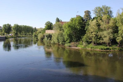 - Nahe der Alten Neckarbrücke - 3 Zi.-Mais.-Whg. in Lauffen a.N.
