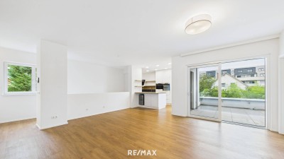 Exklusive Wohnung mit großzügiger Terrasse, privatem Garten und Pool
