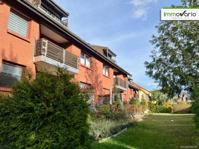 Schönes 2-Zimmer-Maisonette-Apartment im Dachgeschoss mit Dusche & Einbauküche. Stellplatz möglich!