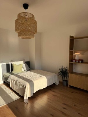 Stylisches Apartment am Park - frisch möbliert & sofort beziehbar!