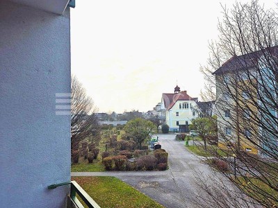 EIN GEMÜLICHES ZUHAUSE, MIT LOGGIA, TIEFGARAGENPLATZ U.V.M.