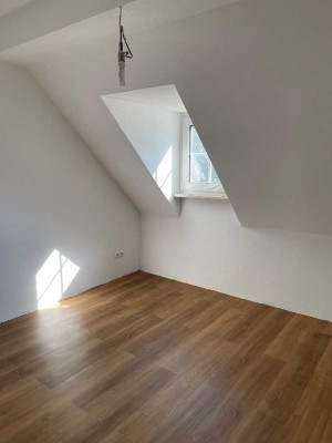 Charmante 3,5-Zimmer Dachgeschosswohnung in Worms Innenstadt West