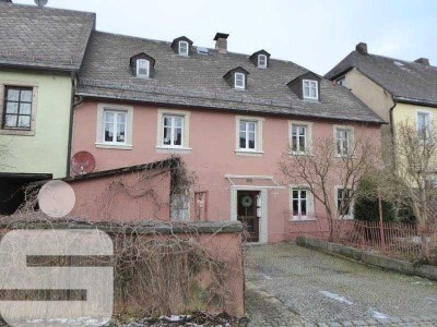 Ein-/Zweifamilienhaus in Marktleuthen