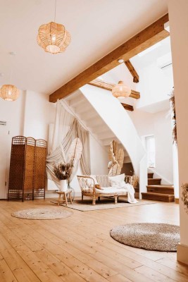 Einzigartiges Penthouse in denkmalgeschütztem Altbau
