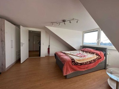 Katip | Gepflegte 2-ZKB Dachgeschosswohnung in Augsburg-Lechhausen
