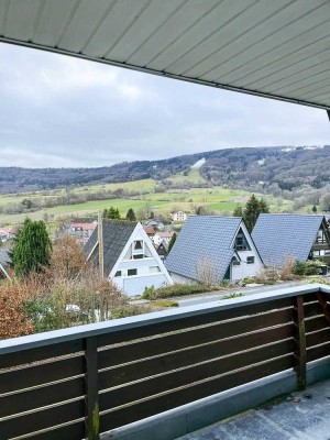 Einzigartiges Nurdachhaus mit herrlichem Kreuzbergblick in Bischofsheim OT Haselbach