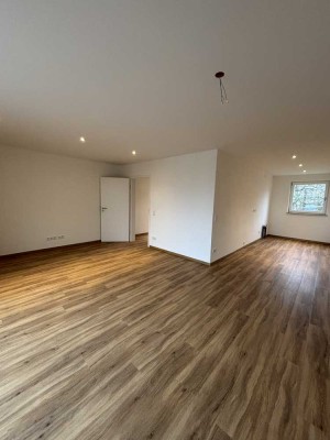 Saniertes Reihenmittelhaus mit Garage in Bad Aibling