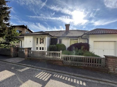 Modernes Einfamilienhaus mit traumhafter Aussicht in ruhiger Lage
