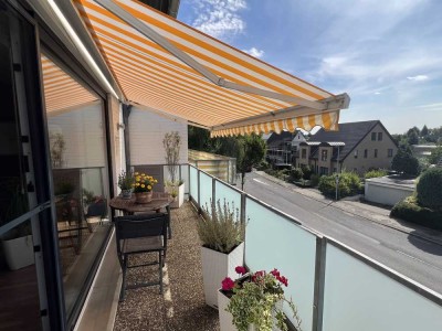 Willkommen in Unterfeldhaus! Traumhafte 3 Zi-ETW mit S-Balkon, EBK, Fußbodenhzg., 2 Bäder & Garage!