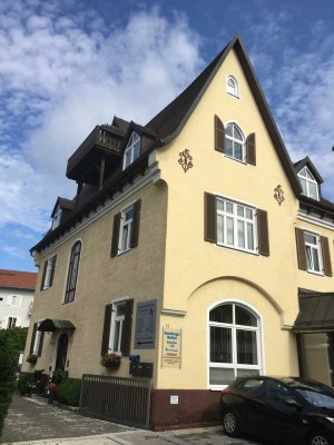 * Starnberg Zentrum * 2 Zimmer Wohnung* Küche * Duschbad * sep. WC *