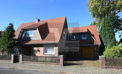 ~~ Zweifamilienhaus mit Charme ~~
!! Mietfrei ab 01.05.2025 !!