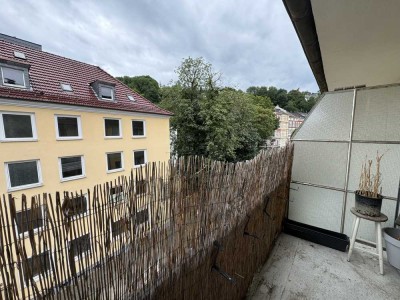 3 Zimmer Wohnung mit Balkon und Einbauküche nahe der Innenstadt!